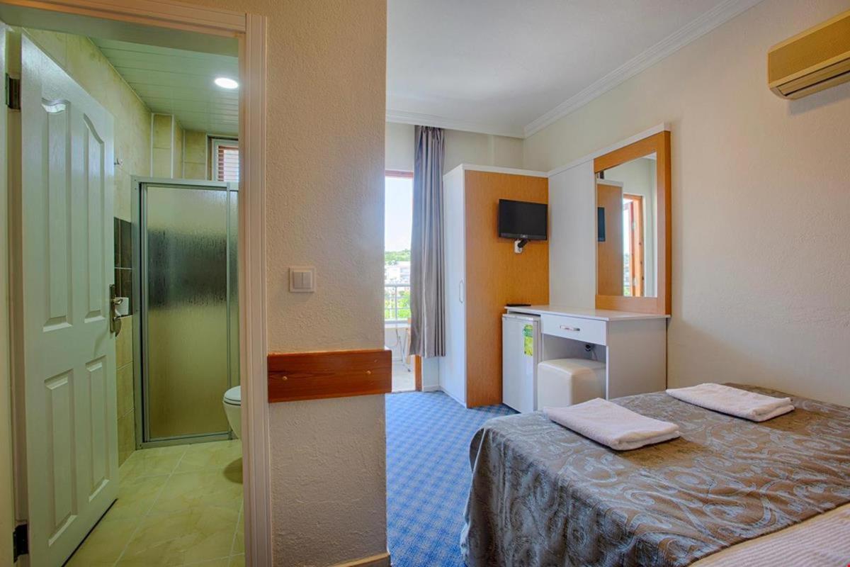 Azak Blue Otel أوكورجالر المظهر الخارجي الصورة