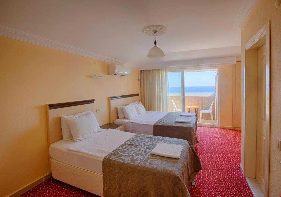 Azak Blue Otel أوكورجالر المظهر الخارجي الصورة