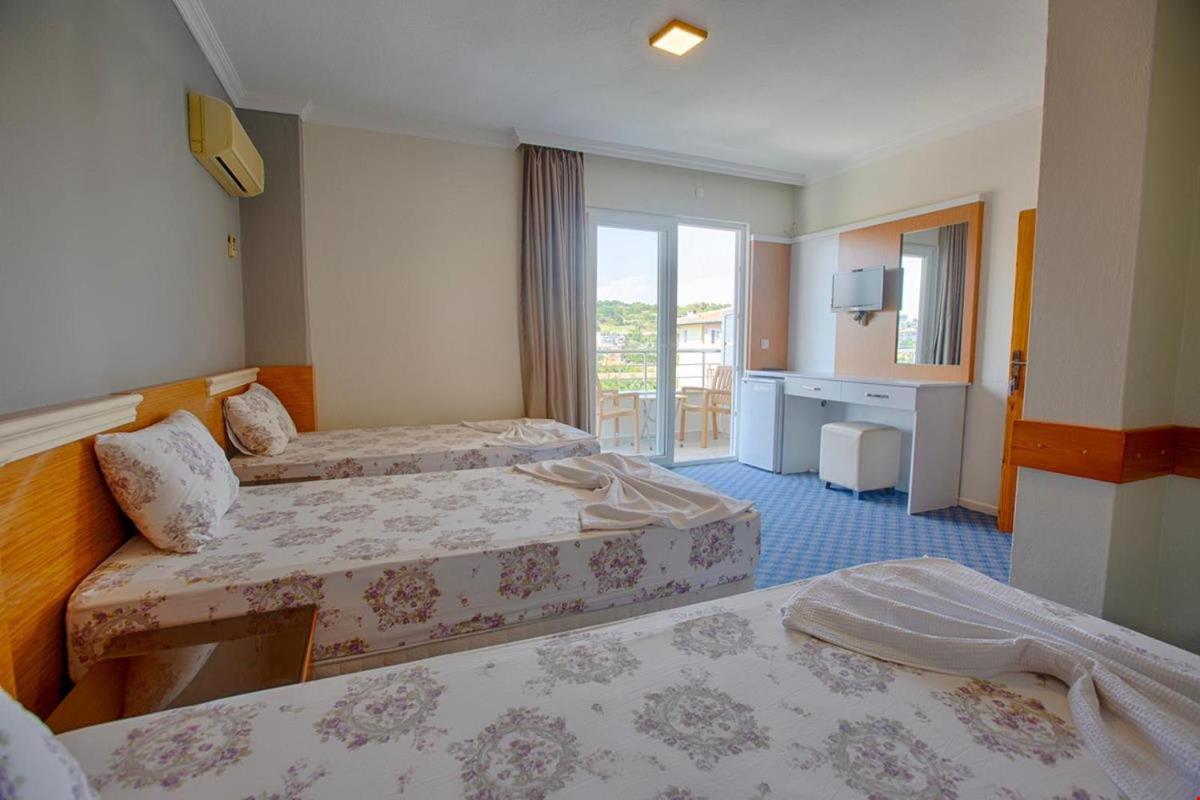 Azak Blue Otel أوكورجالر المظهر الخارجي الصورة