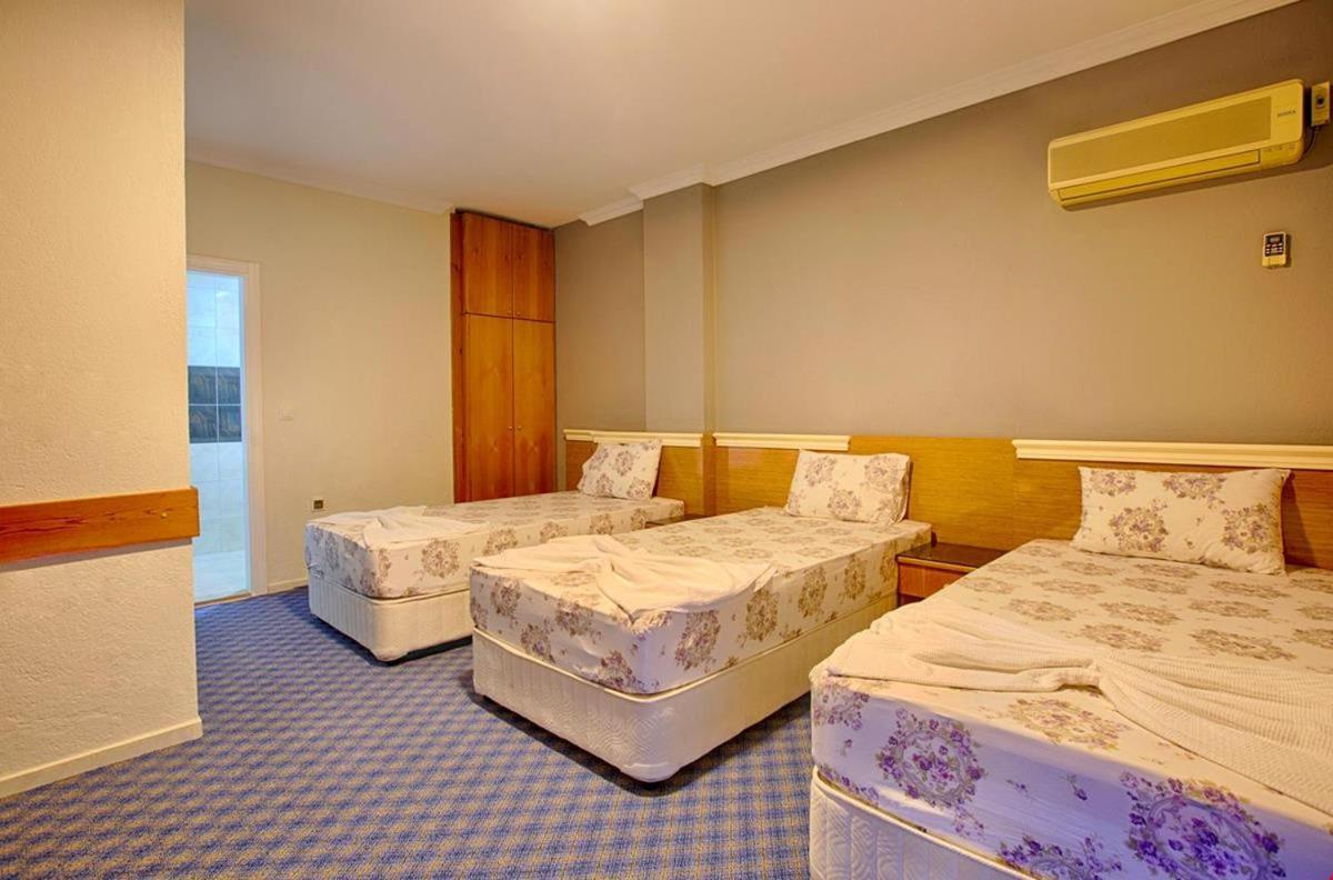 Azak Blue Otel أوكورجالر المظهر الخارجي الصورة